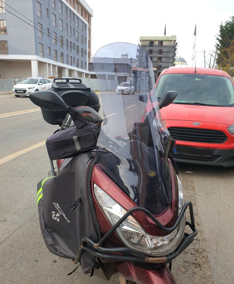 MOTOCAM Honda PCX Ön Cam 2014-2017 Model 83cm Füme Renkli 4mm UZUN