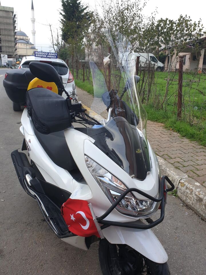 MOTOCAM Honda PCX Ön Cam 2014-2017 Model 83cm Şeffaf Renkli 4mm UZUN