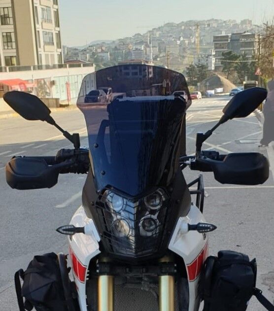 MOTOCAM Yamaha Tenere Rall 700 Ön Cam 2019-2026-2026 Model 39cm Siyah Renkli 4mm