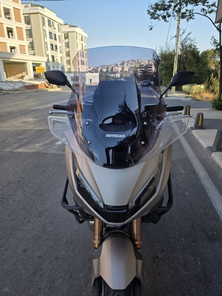Açıkfüme Renkli