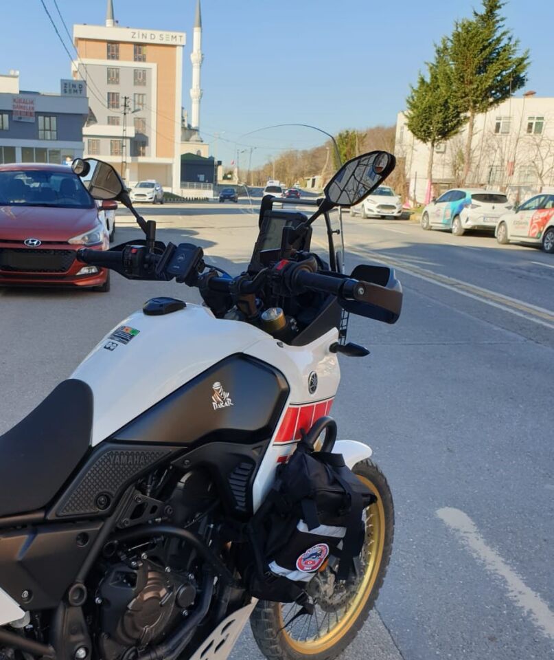 MOTOCAM Yamaha Tenere Rall 700 Ön Cam 2019-2026-2026 Model 39cm Şeffaf Renkli 4mm