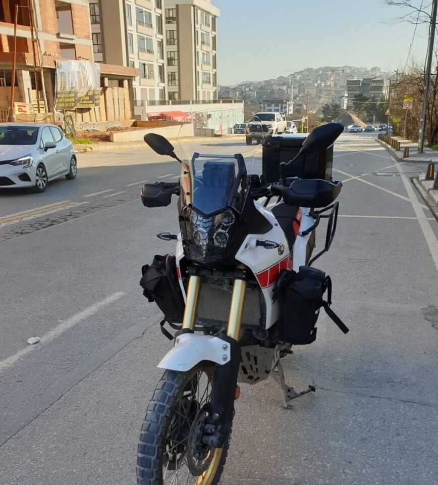 MOTOCAM Yamaha Tenere Rall 700 Ön Cam 2019-2026 Model 39cm Şeffaf Renkli 4mm
