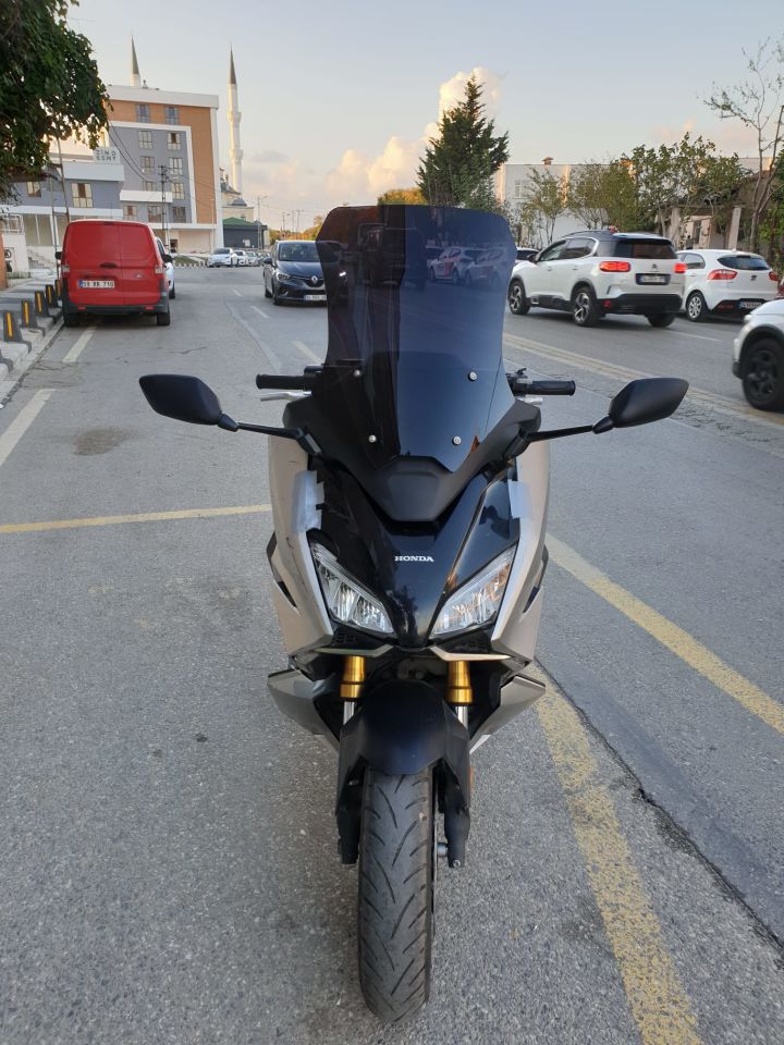 Honda Forza NSS 750 Ön Cam 2021-2023 Model 55cm