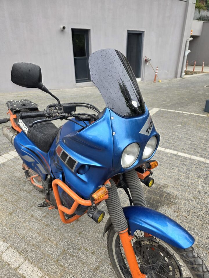 MOTOCAM Yamaha Tenere XT 660 Z Ön Cam 1991-1999 Model 36cm Siyah Renkli 4mm