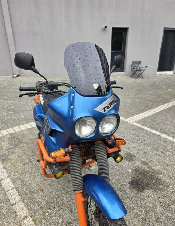 MOTOCAM Yamaha Tenere XT 660 Z Ön Cam 1991-1999 Model 36cm Siyah Renkli 4mm