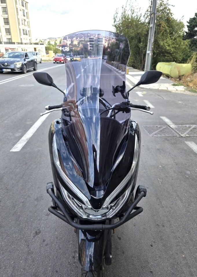 MOTOCAM Honda PCX Ön Cam 2018-2020 Model 83cm Füme Renkli 4mm UZUN