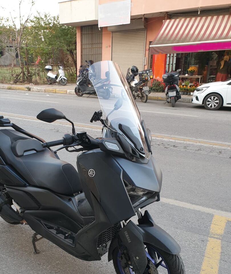 MOTOCAM Yamaha Xmax Ön Cam 2023-2026 Model 65cm Şeffaf Renkli 4mm