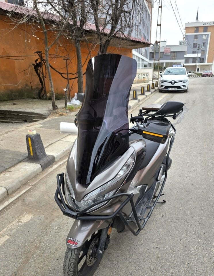 MOTOCAM Honda PCX Ön Cam 2018-2020 Model 83cm Siyah Renkli 4mm UZUN