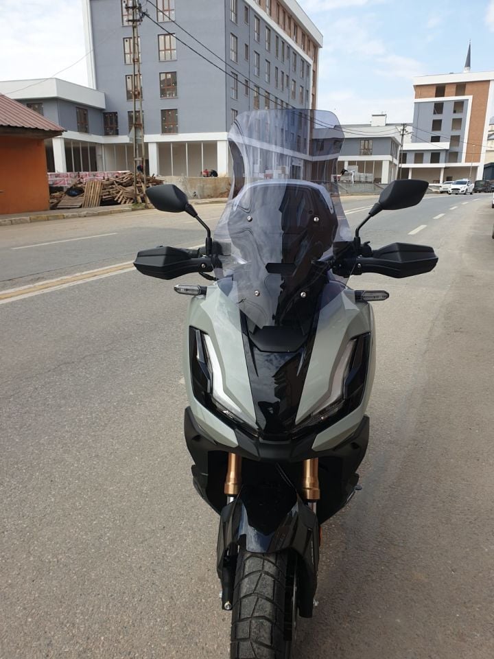Honda ADV 350 Ön Cam 2023-2025 Model