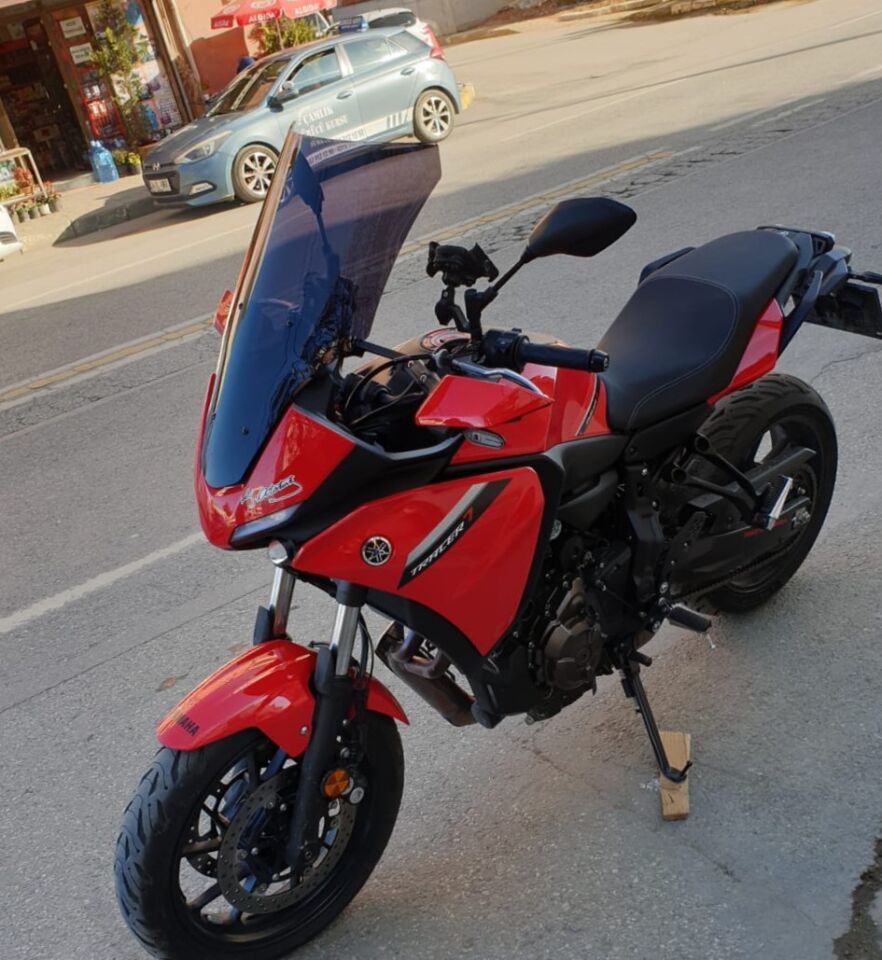 MOTOCAM Yamaha Tracer 700 Ön Cam 2021-2026 Model 59cm Siyah Renkli 4mm