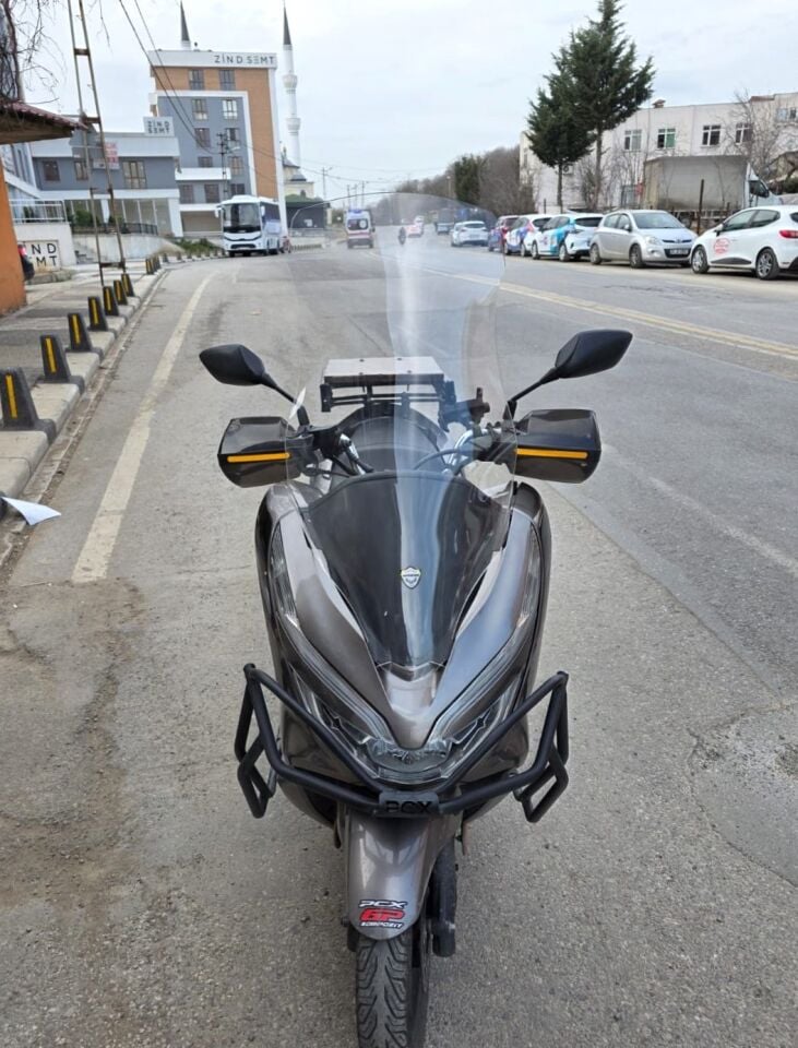 MOTOCAM Honda PCX Ön Cam 2018-2020 Model 83cm Şeffaf Renkli 4mm UZUN