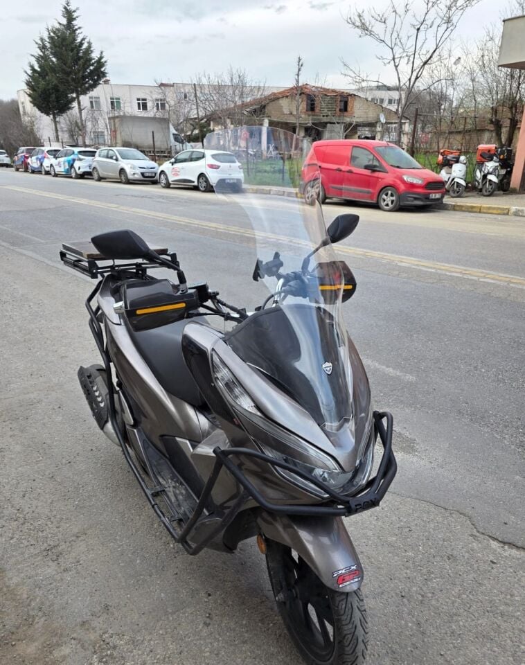 MOTOCAM Honda PCX Ön Cam 2018-2020 Model 83cm Şeffaf Renkli 4mm UZUN