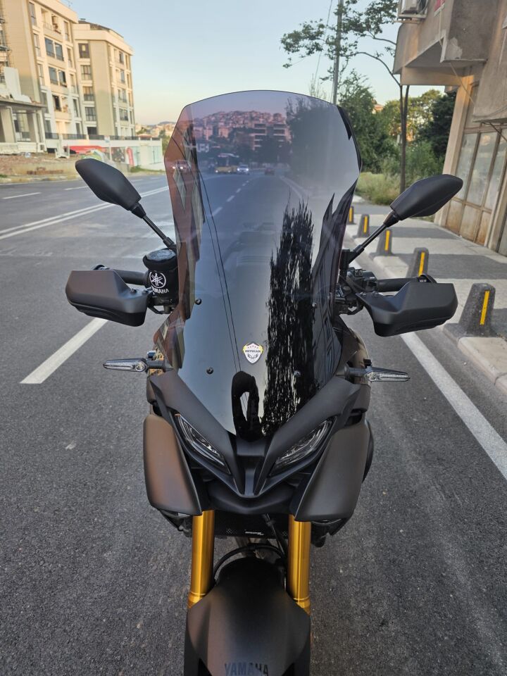 MOTOCAM Yamaha Tracer 900 Ön Cam 2023-2026 Model 61cm Siyah Renkli 4mm