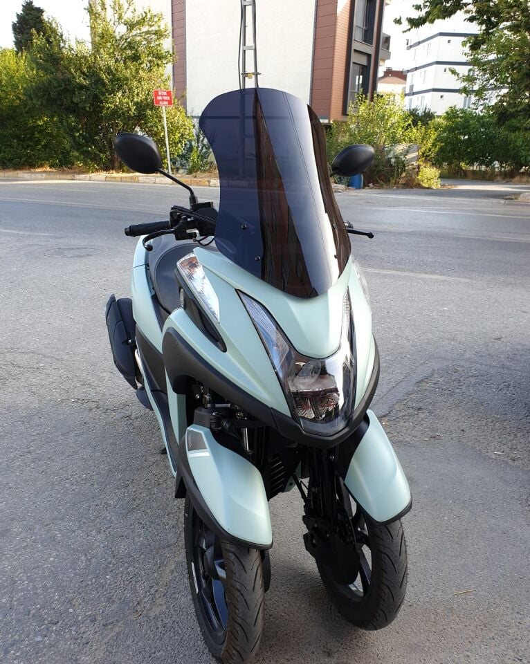 MOTOCAM Yamaha Tricity 155 Ön Cam 2014-2026 Model 60cm Siyah Renkli 4mm