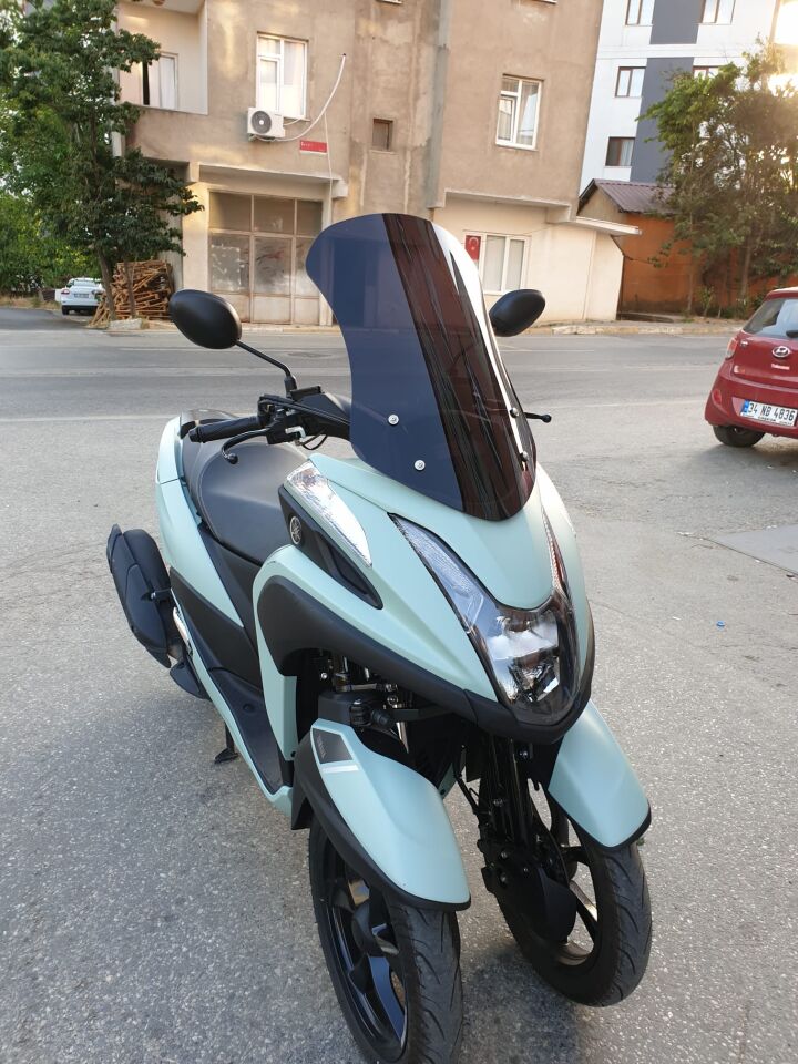 MOTOCAM Yamaha Tricity 155 Ön Cam 2014-2026 Model 60cm Siyah Renkli 4mm