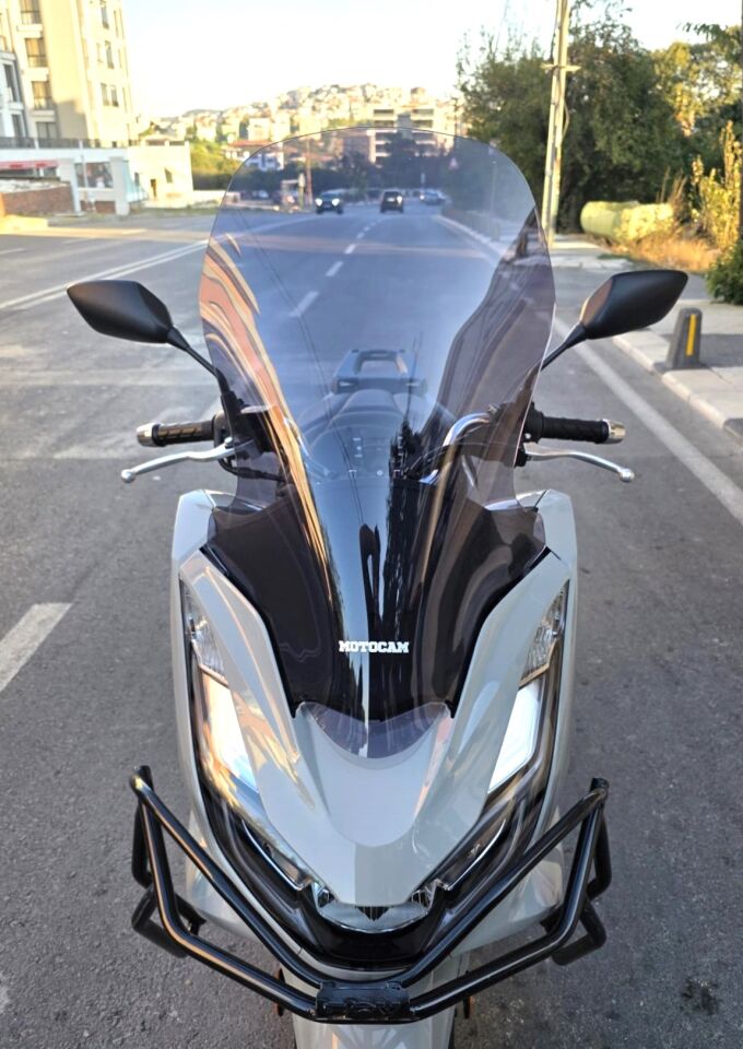 MOTOCAM Honda PCX Ön Cam 2021-2024 Model 65cm Füme Renkli 4mm