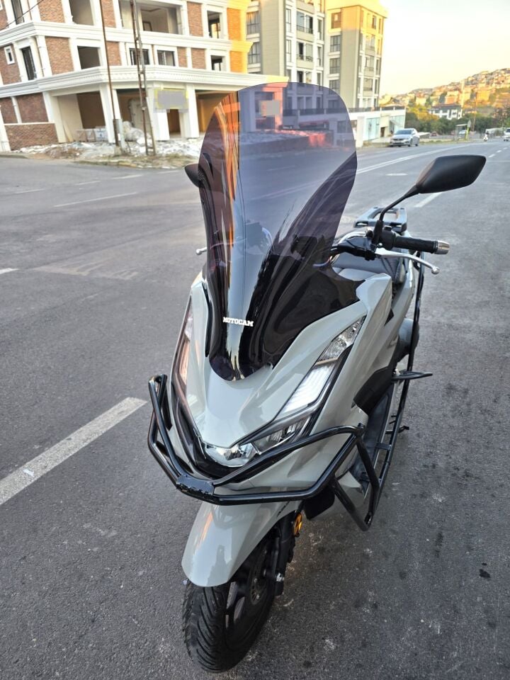 MOTOCAM Honda PCX Ön Cam 2021-2024 Model 65cm Siyah Renkli 4mm
