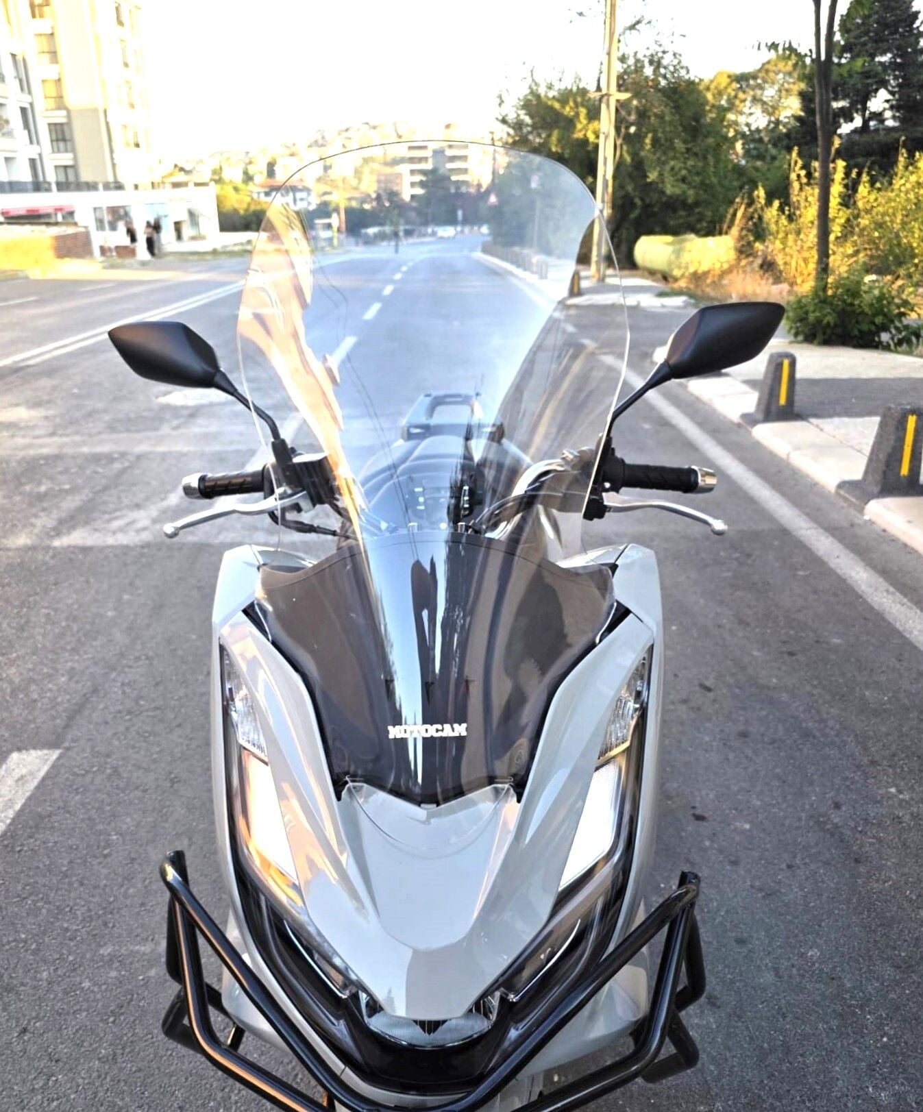 MOTOCAM Honda PCX Ön Cam 2021-2024 Model 65cm Şeffaf Renkli 4mm