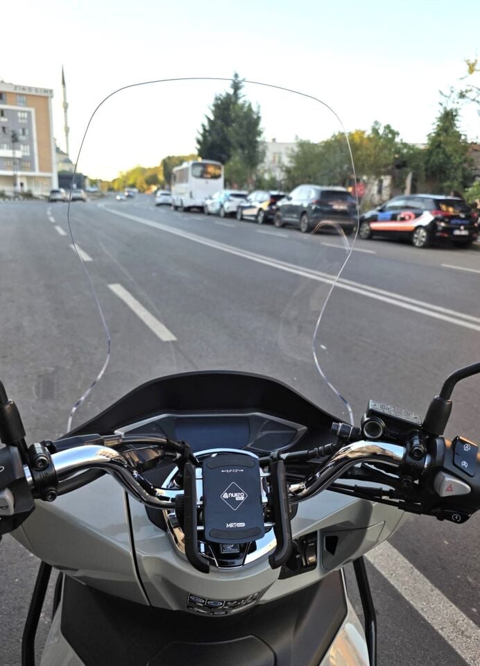 MOTOCAM Honda PCX Ön Cam 2021-2024 Model 65cm Şeffaf Renkli 4mm