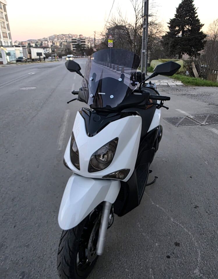 MOTOCAM Yamaha Xcity 250 Ön Cam 2007-2017 Model 40cm Füme Renkli 4mm