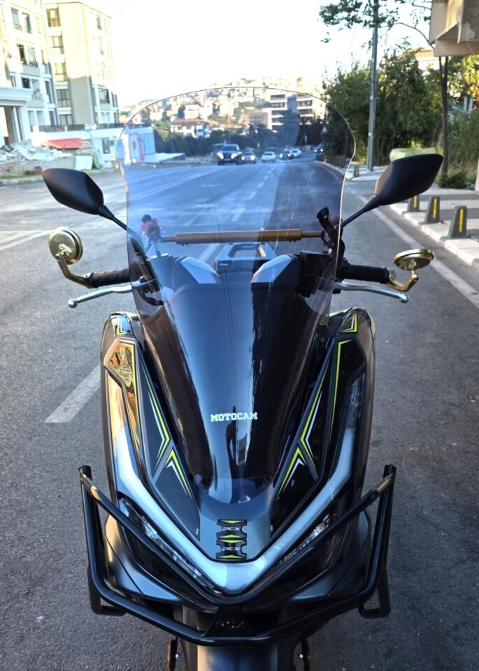 MOTOCAM Honda PCX Ön Cam 2025-2026 Model 66cm Füme Renkli 4mm