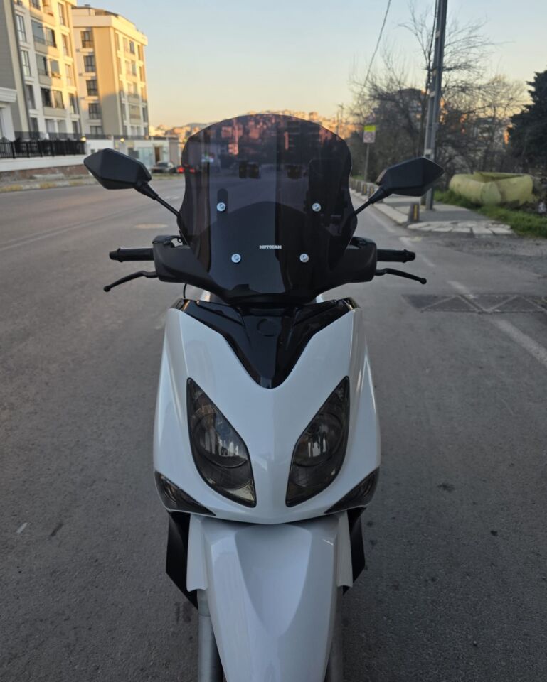 MOTOCAM Yamaha Xcity 250 Ön Cam 2007-2017 Model 40cm Siyah Renkli 4mm