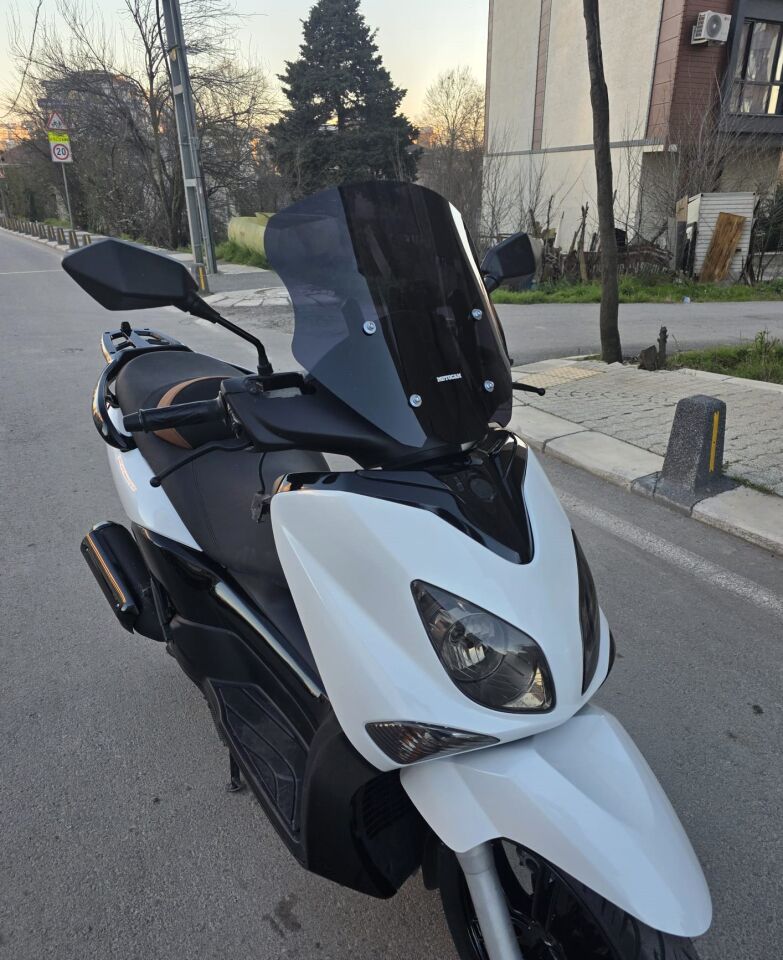 MOTOCAM Yamaha Xcity 250 Ön Cam 2007-2017 Model 40cm Siyah Renkli 4mm