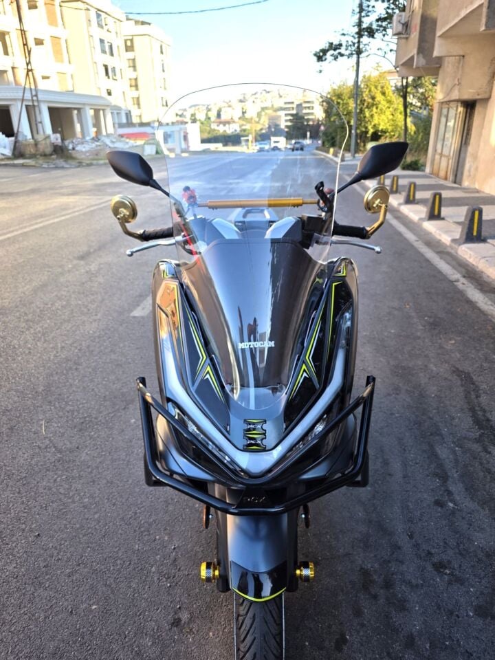MOTOCAM Honda PCX Ön Cam 2025-2026 Model 66cm Şeffaf Renkli 4mm