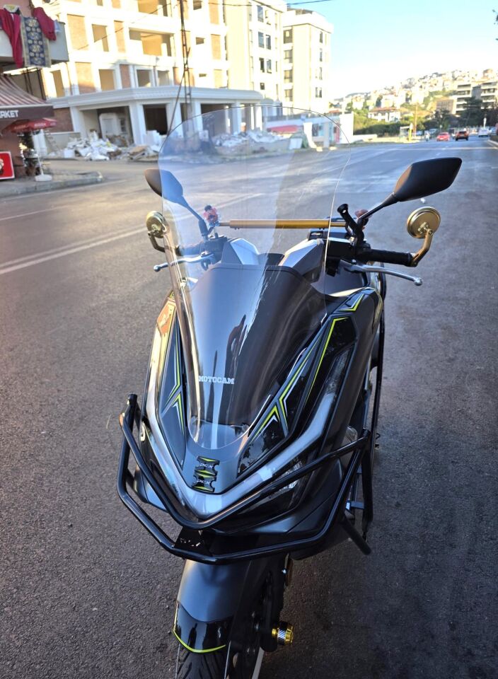 MOTOCAM Honda PCX Ön Cam 2025-2026 Model 66cm Şeffaf Renkli 4mm