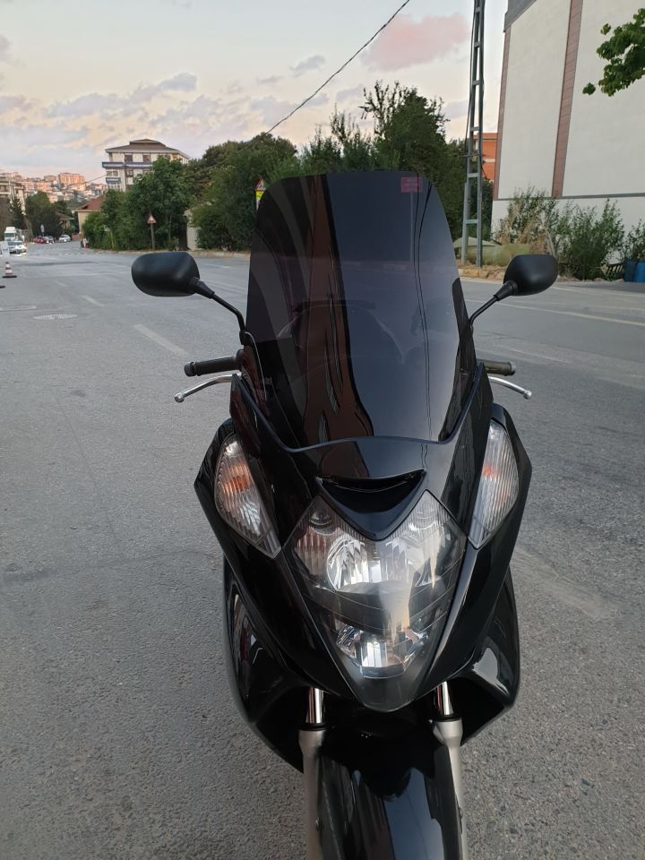 Honda Silverwing SWT 400 Ön Cam 2006-2009 Model 52cm