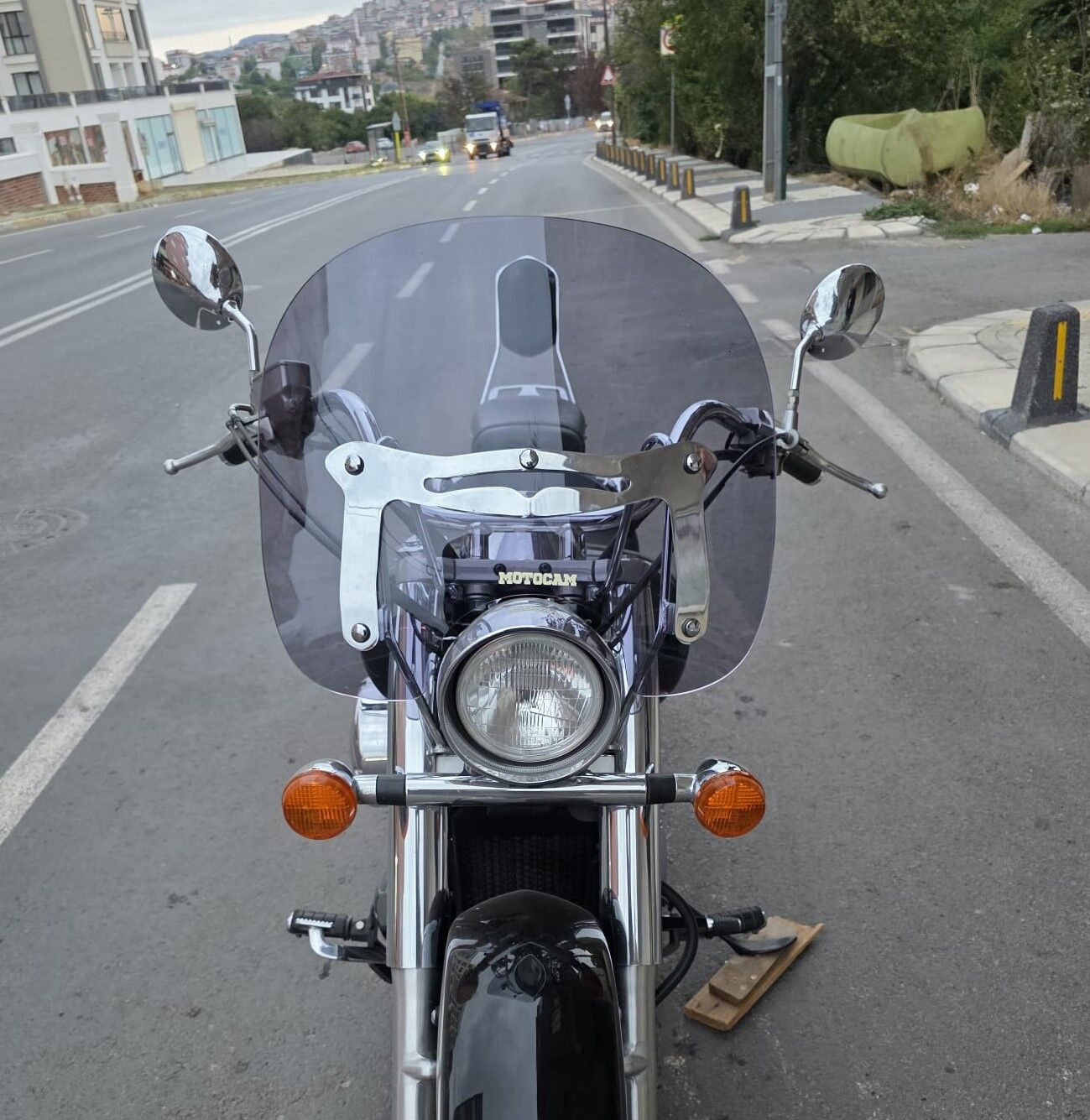 MOTOCAM Honda Shadow 750 Ön Cam 1999-2010 Model 45cm Füme Renkli 4mm APARATSIZ