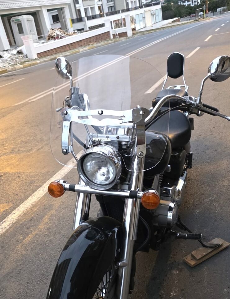 MOTOCAM Honda Shadow 750 Ön Cam 1999-2010 Model 45cm Şeffaf Renkli 4mm APARATSIZ