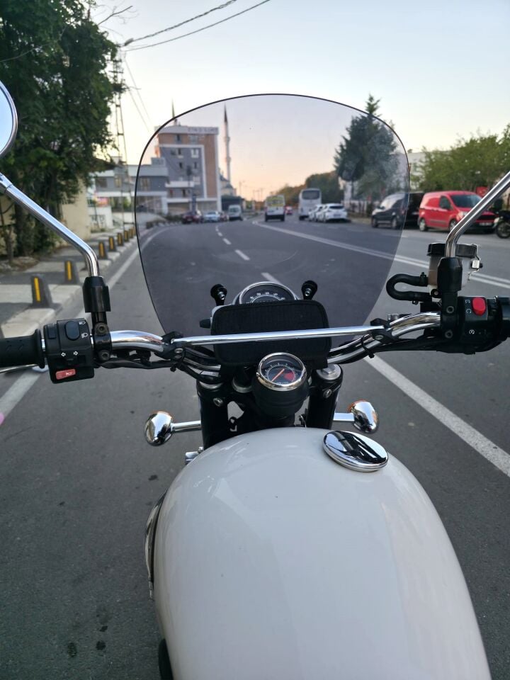 MOTOCAM Trıumph Scrambler 900 Ön Cam 2005-2025-2026 Model 45cm Füme Renkli 4mm