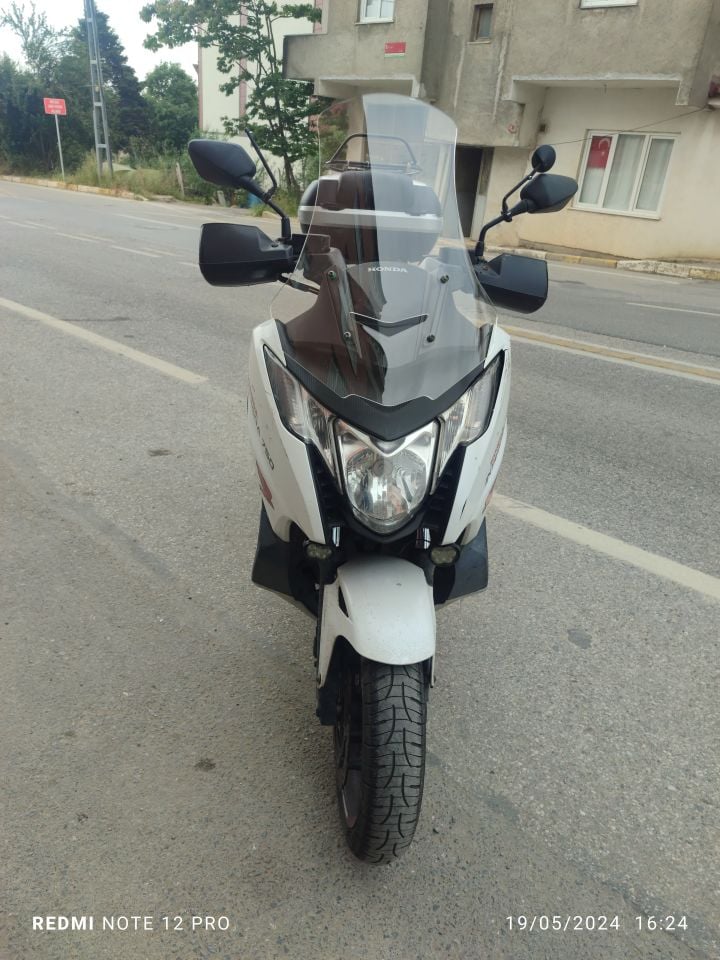 Honda İntegra Ön Cam 2014-2020 Model 68cm