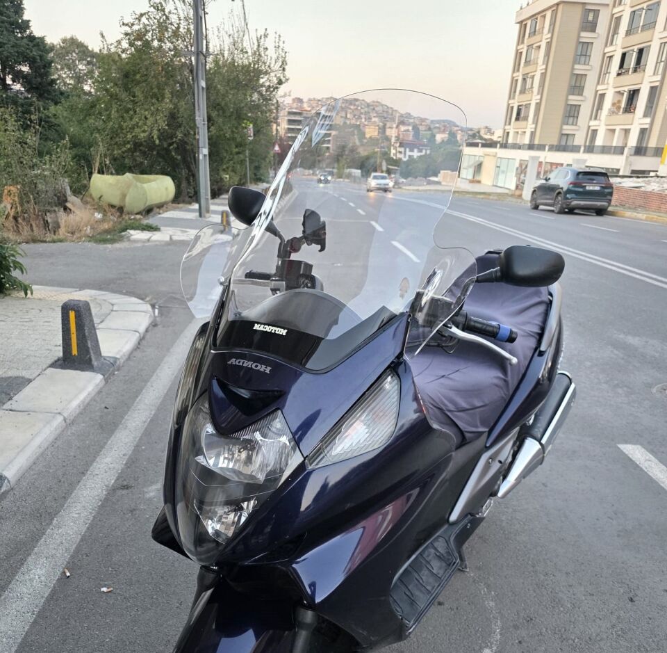 MOTOCAM Honda Silverwing FJS 600 Ön Cam 2001-2012 Model 68cm Şeffaf Renkli 4mm ELCİKLİ