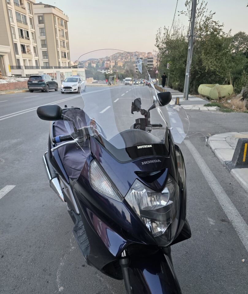 MOTOCAM Honda Silverwing FJS 600 Ön Cam 2001-2012 Model 68cm Şeffaf Renkli 4mm ELCİKLİ