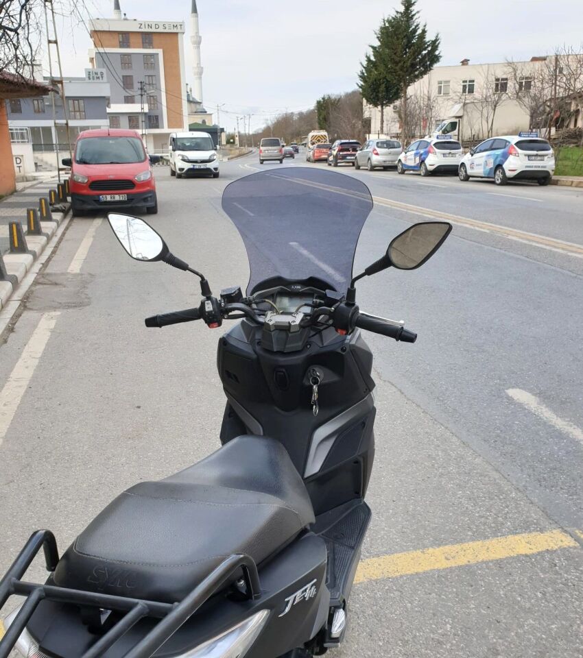 MOTOCAM SYM JET 14 125 Ön Cam 2017-2026 Model 65cm Füme Renkli 4mm UZUN