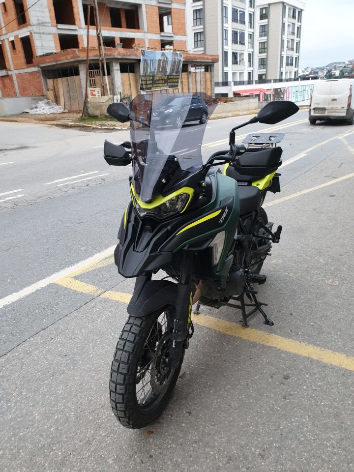Benelli TRK 702 X Ön Cam 1. Tasarım 2024-2025 Model 51cm