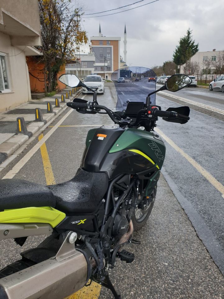 Benelli TRK 702 X Ön Cam 2. Tasarım 2024-2025 Model 51cm Açıkfüme Renkli