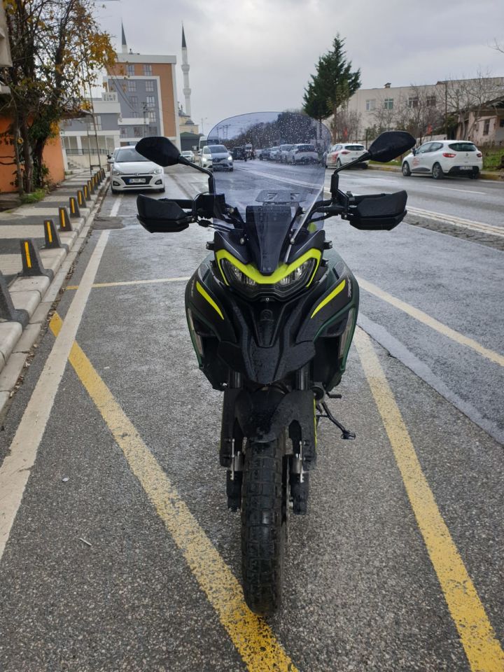 Benelli TRK 702 X Ön Cam 2. Tasarım 2024-2025 Model 51cm Açıkfüme Renkli
