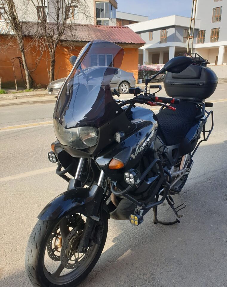 MOTOCAM Honda Varadero Ön Cam 1999-2003 Model 54cm Füme Renkli 4mm