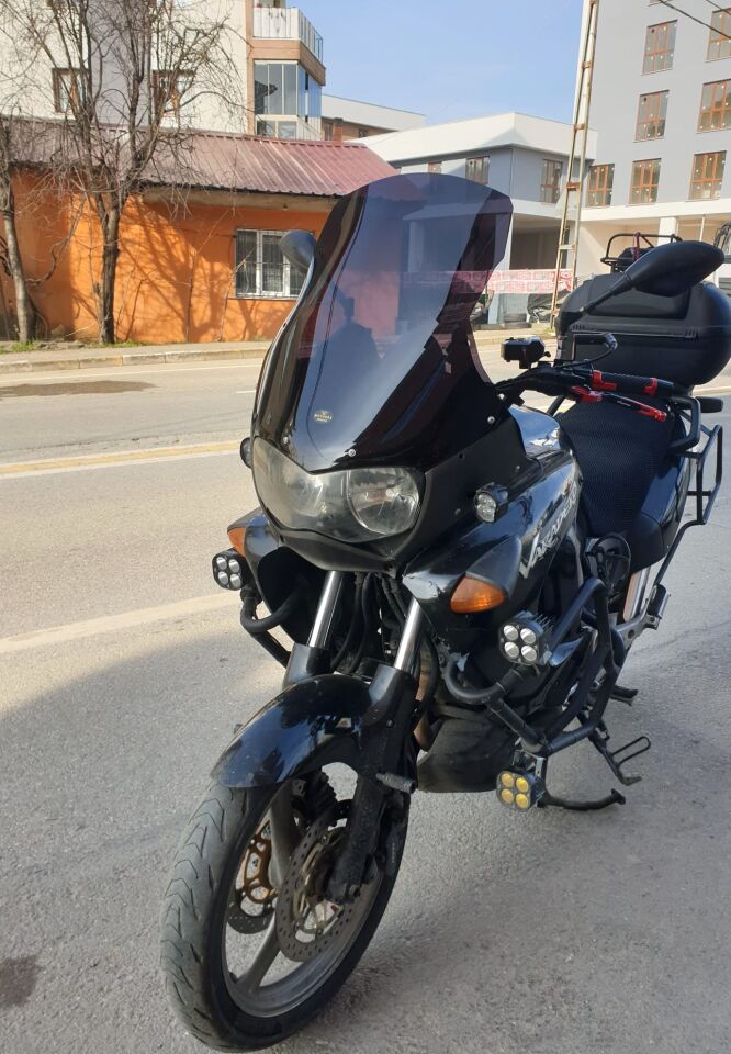 MOTOCAM Honda Varadero Ön Cam 1999-2003 Model 54cm Siyah Renkli 4mm