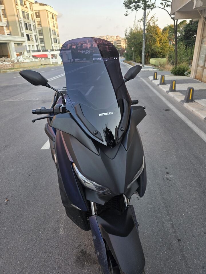 MOTOCAM Yamaha Xmax Ön Cam 2018-2022 Model 65cm Siyah Renkli 4mm