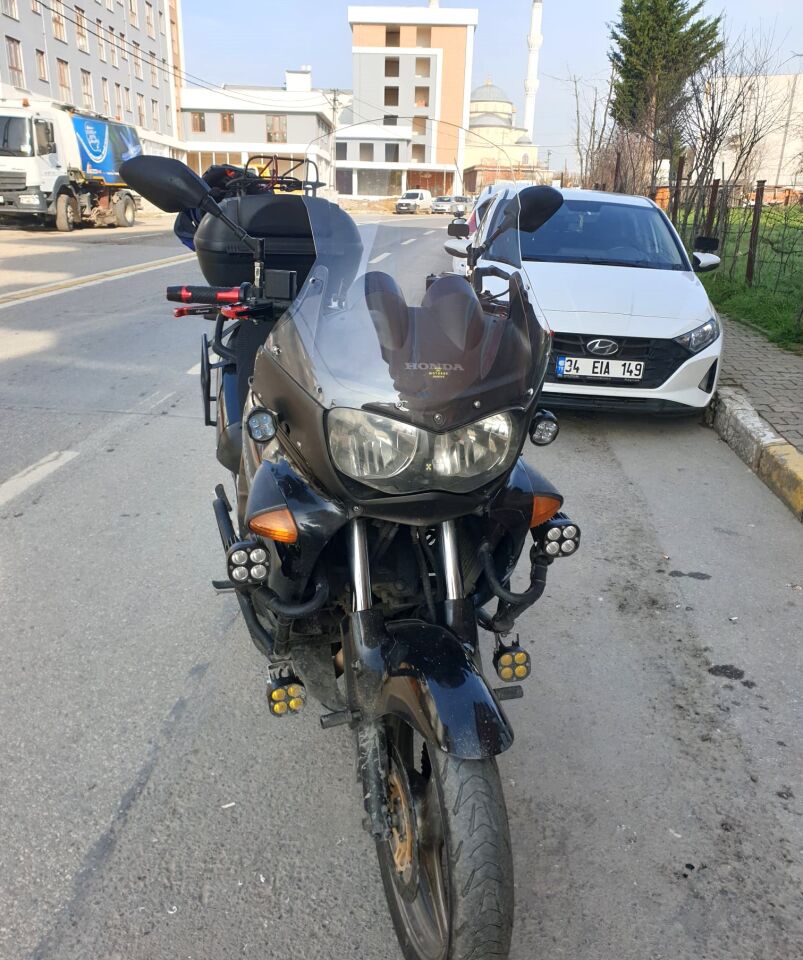 MOTOCAM Honda Varadero Ön Cam 1999-2003 Model 54cm Şeffaf Renkli 4mm