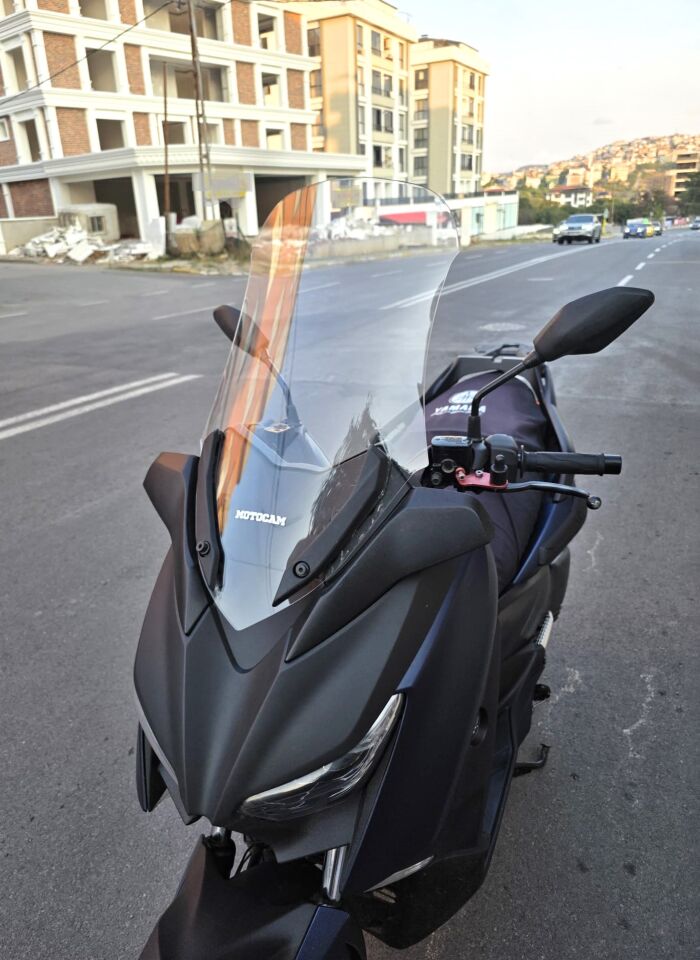 MOTOCAM Yamaha Xmax Ön Cam 2018-2022 Model 65cm Şeffaf Renkli 4mm