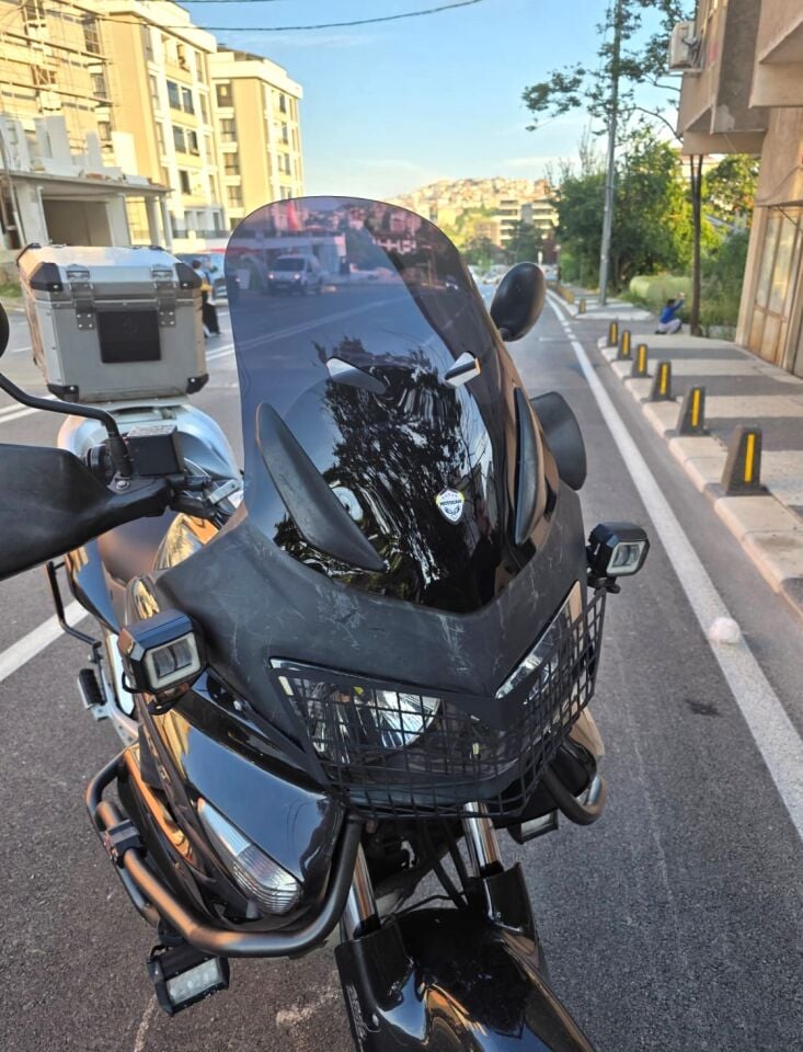 MOTOCAM Honda Varadero XL 1000 Ön Cam 2004-2011 Model 48cm Siyah Renkli 4mm