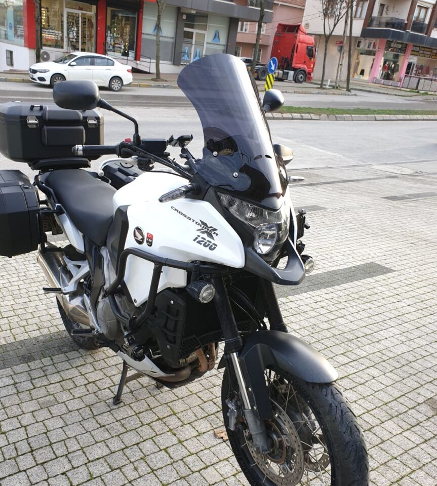 MOTOCAM Honda VFR 1200 Ön Cam 2012-2015 Model 50cm Siyah Renkli 4mm