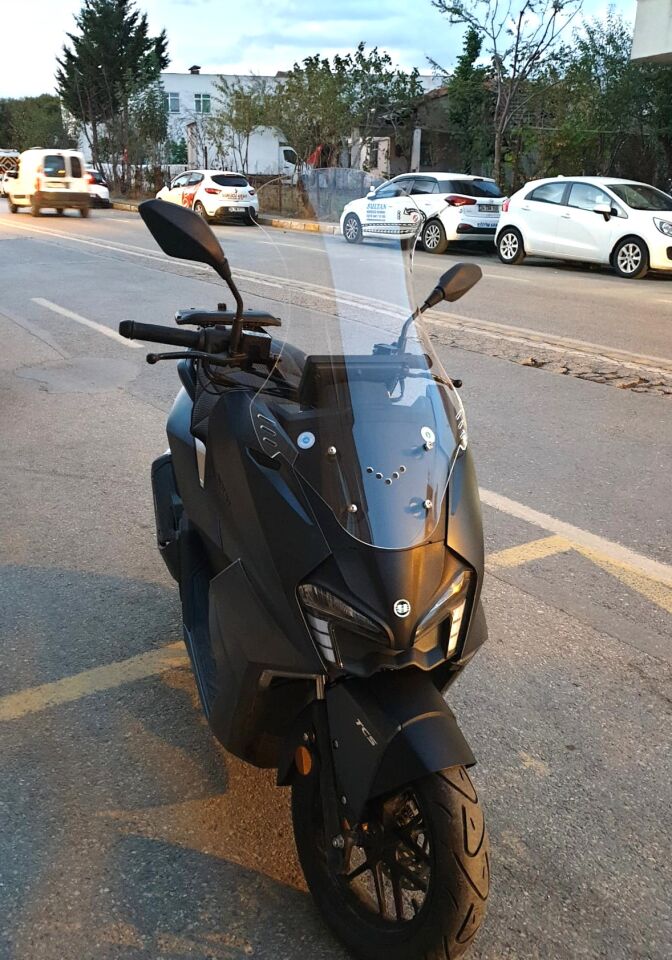 MOTOCAM Yuki Vampire 125 Ön Cam 2023-2026 Model 72cm Şeffaf Renkli 4mm