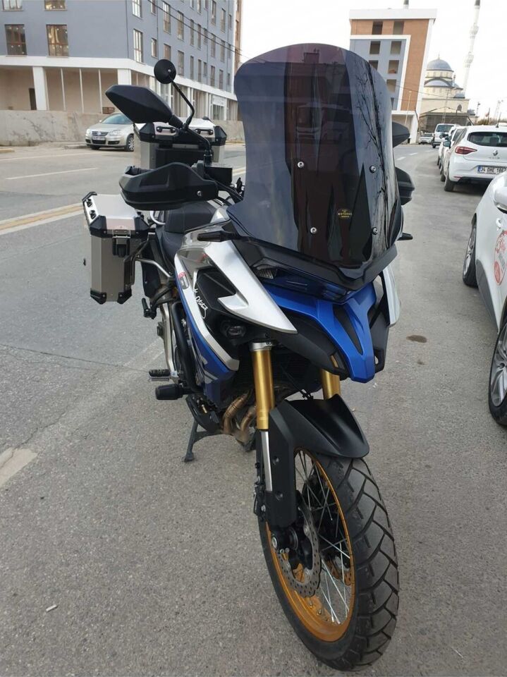 MOTOCAM Voge DS 625X Ön Cam 2023-2026 Model 56cm Siyah Renkli 4mm GENİŞ MODEL