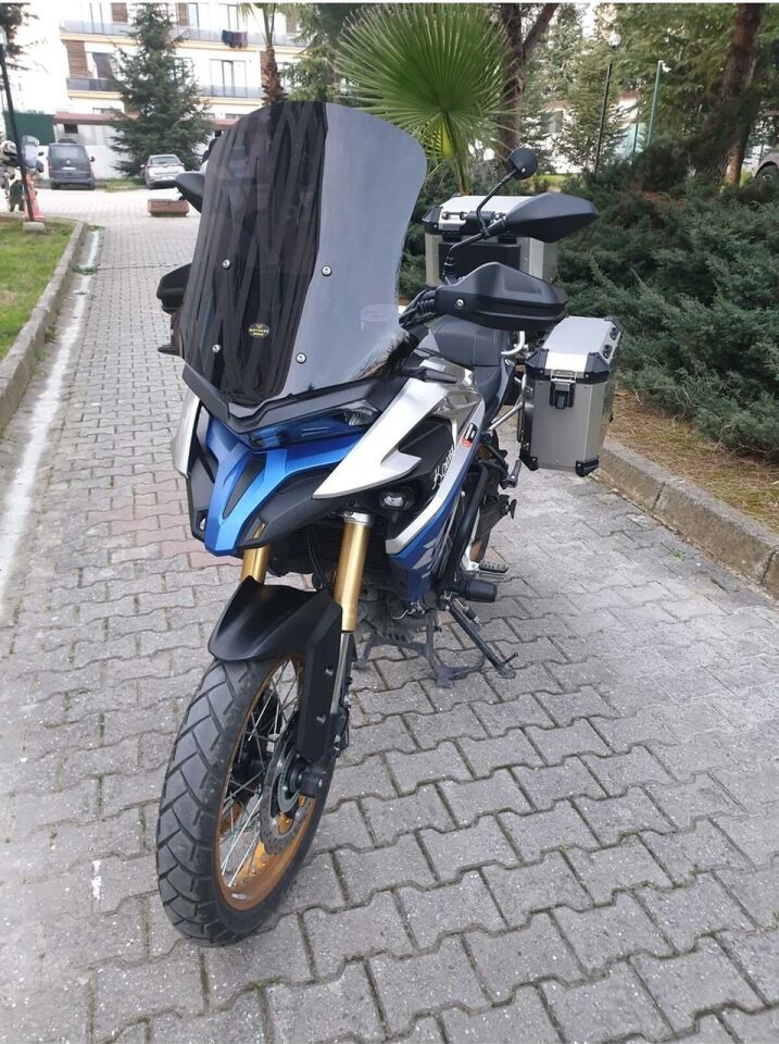 MOTOCAM Voge DS 625X Ön Cam 2023-2026 Model 56cm Siyah Renkli 4mm GENİŞ MODEL